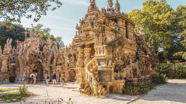 Ideal palace of the horse factor - Hauterives (Drôme)
