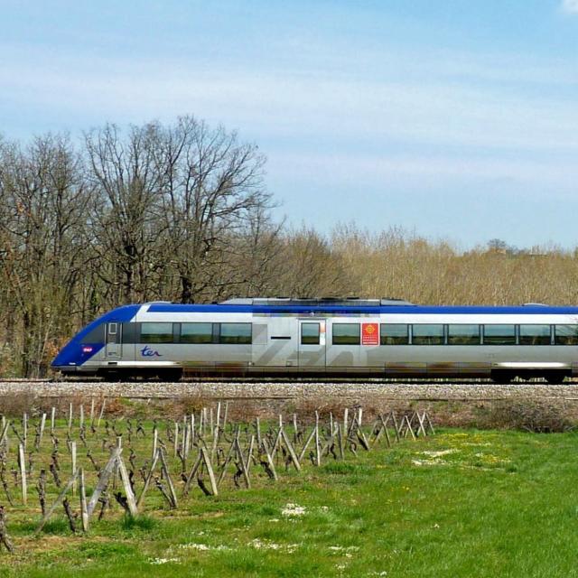 Coming by train to Porte de DrômArdèche