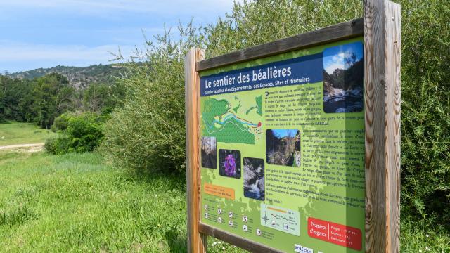 La riviére d’Ay à Sarras (Ardèche)